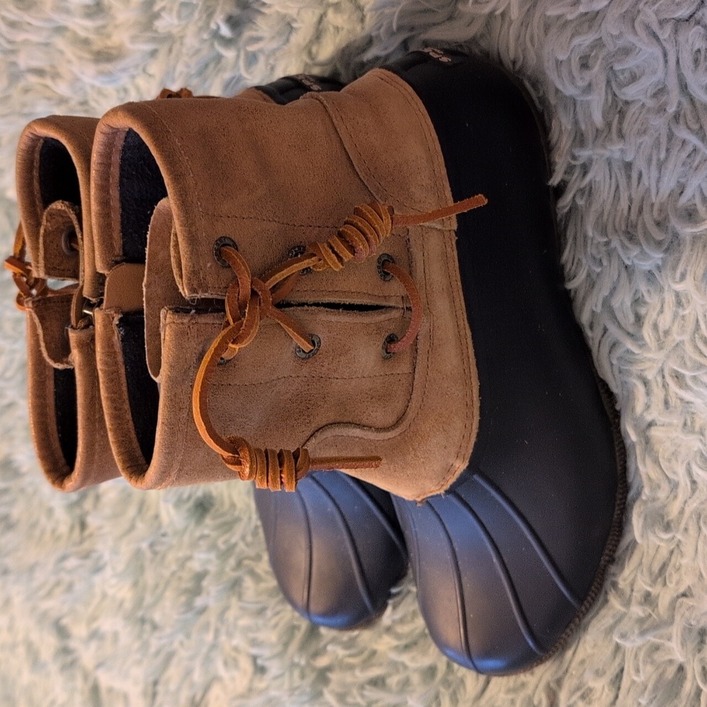 Sperry Waterproof Rubber Boots size 9M
